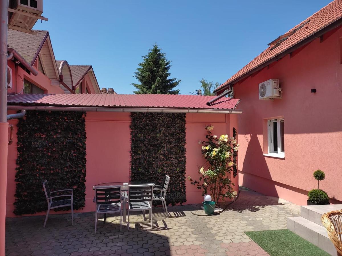 Calypso Rooms Făgăraş Exterior foto